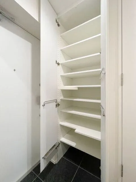 Asyl Court Nerima Nakamurabashi - Interior - ["Wood", "Flooring", "Interior design"]