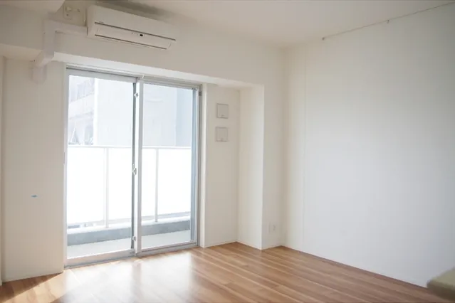 Stylio Shinagawa Nakanobu - Interior - ["Window", "Building", "Fixture"]