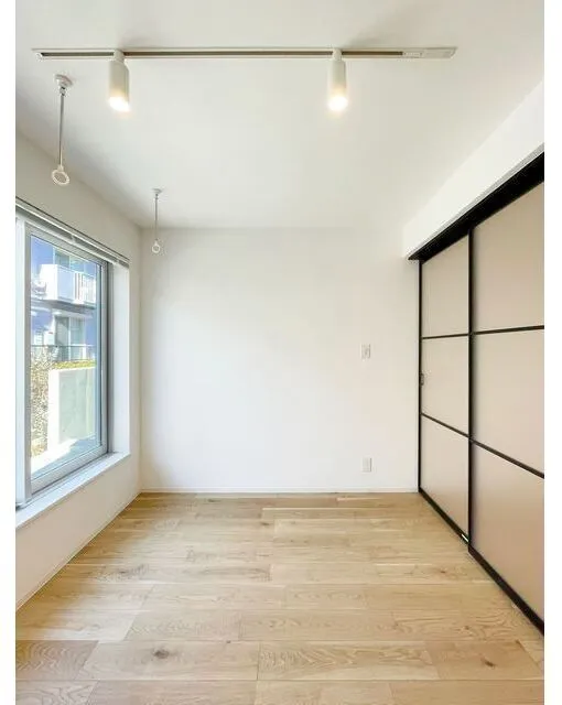 Grand Paseo Yoyogi Uehara - Interior - ["Flooring", "Ceiling", "Wood"]