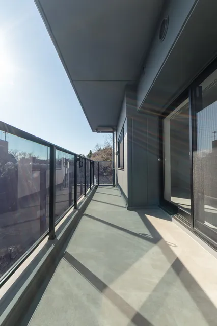 Terra Silk Forest - Interior - ["Daytime", "Composite material", "Apartment"]