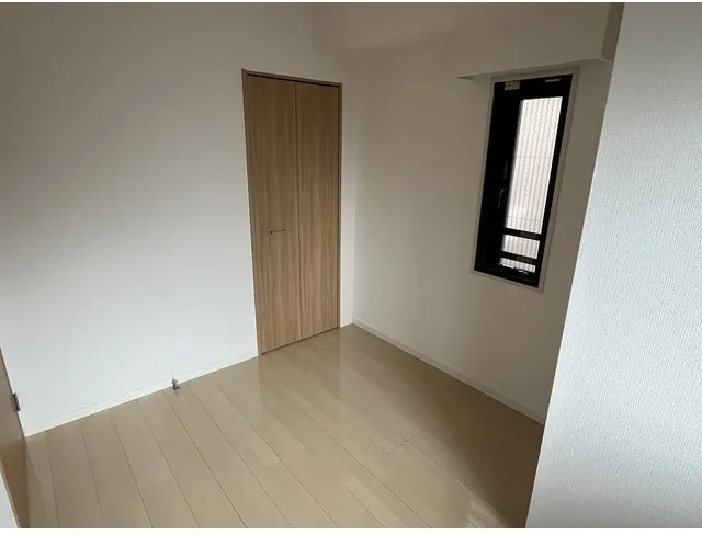 KANZE SHIBAURA RESIDENCE - Interior - ["Wood", "Flooring", "Floor"]