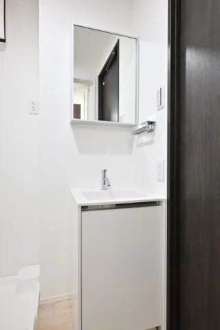 Ruygo Oshiage - Interior - ["Flooring", "Floor", "Interior design"]