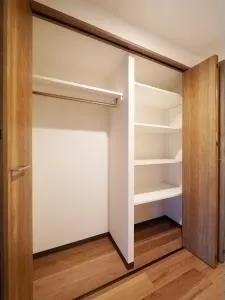 Roppongi View Tower - Interior - ["Room", "Property", "Furniture"]