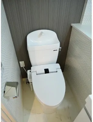 TOKIWADAI GRACE HILLS - Interior - ["Toilet seat", "Toilet", "Plumbing fixture"]