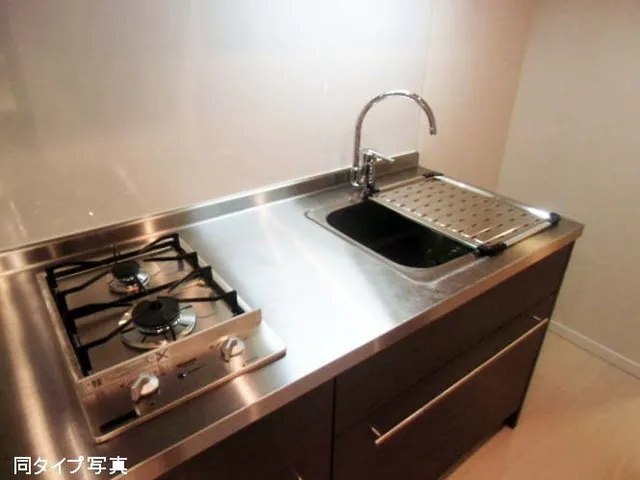 Comforia Sasazuka - Interior - ["Sink", "Countertop", "Kitchen sink"]
