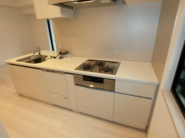 Prime Garden Nishiazabu - Interior - ["Cabinetry", "Countertop", "Sink"]