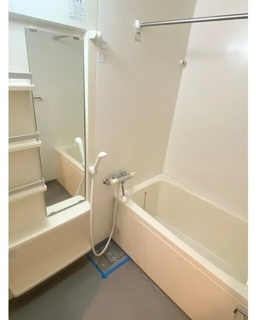 Casa Del Sol Koishikawa - Interior - ["Flooring", "Floor", "Plumbing fixture"]