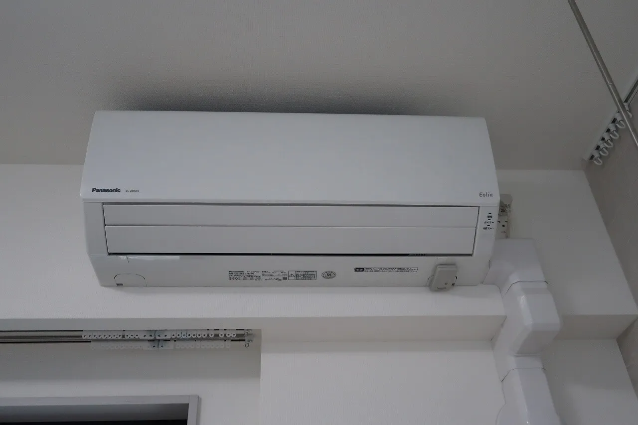 Laurel Tower Renai Hamamatsucho - Interior - ["Office equipment", "Rectangle", "Output device"]