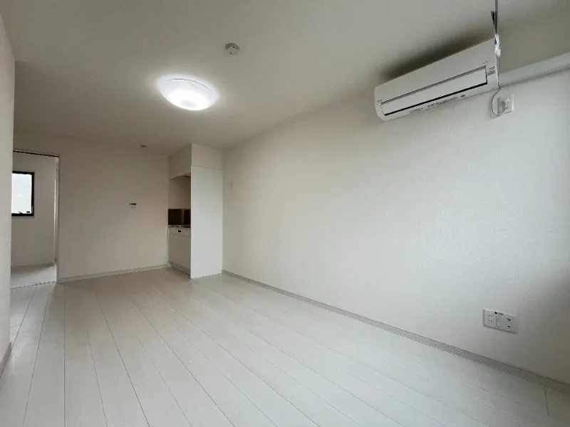 Mare Nishi-Sugamo - Interior - ["Flooring", "Floor", "Ceiling"]