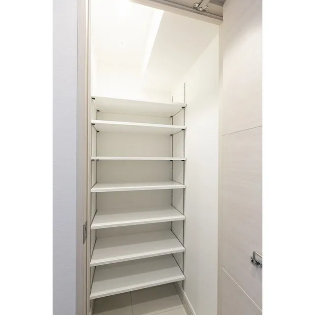 Orchid Residence Ueno Inaricho - Interior - ["Shelf", "Property", "Room"]