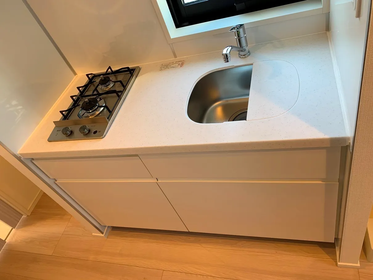 Due Minowa II - Interior - ["Kitchen", "Kitchen Sink", "Major appliance"]