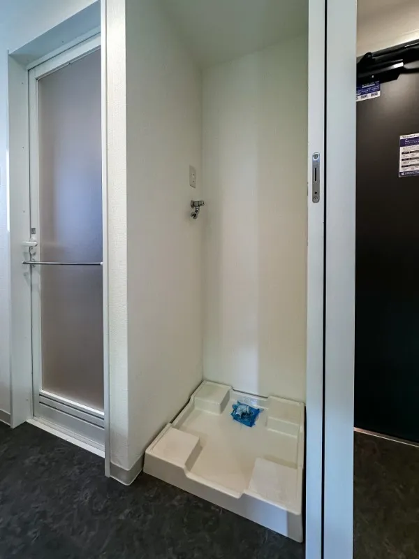 Residia Nakaochiai - Interior - ["Flooring", "Floor", "Composite material"]