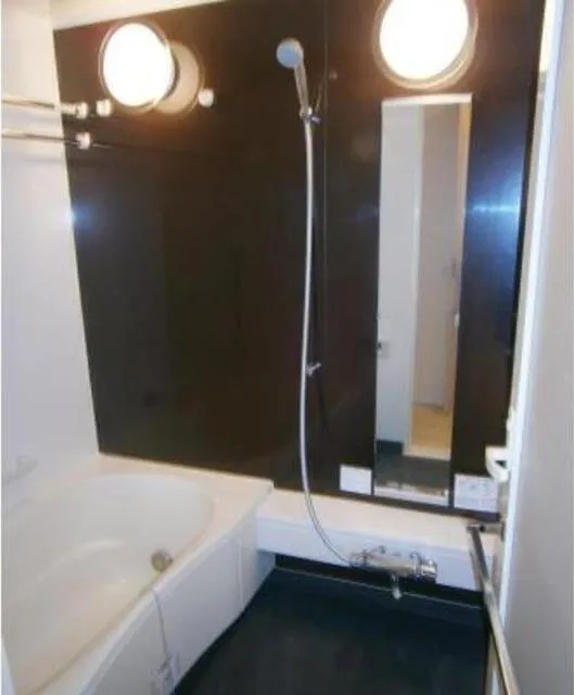 Park Cube Atagoyama Tower - Interior - ["Plumbing fixture", "Bathtub", "Tap"]