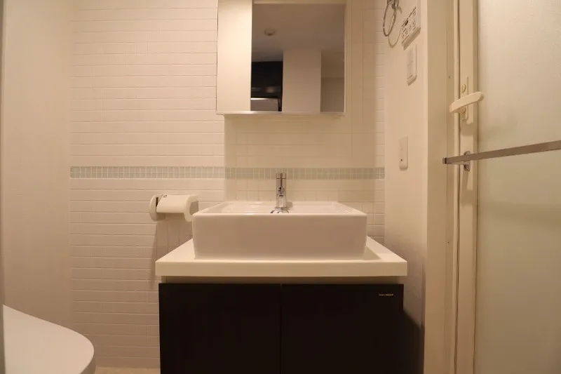 Castalia Togoshi Station Square - Interior - ["Bathroom Sink", "Plumbing fixture", "Sink"]