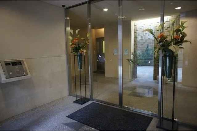 Rugente Takanawadai - Exterior - ["Property", "Ceiling", "Building"]