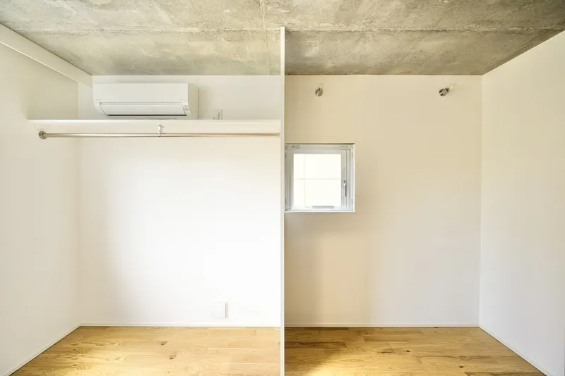 Trias358 - Interior - ["Wall", "Flooring", "Floor"]