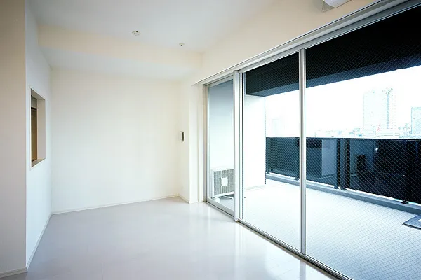 Residia Tsukishima II - Interior - ["Floor", "Flooring", "Ceiling"]