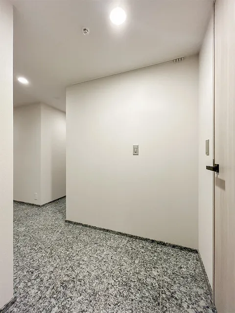 Royal Parks Shinagawa - Interior - ["Fixture", "Interior design", "Floor"]