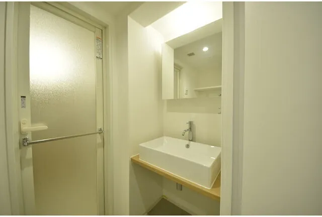 Grand Paseo Yoyogi Uehara - Interior - ["Wall", "Flooring", "Floor"]