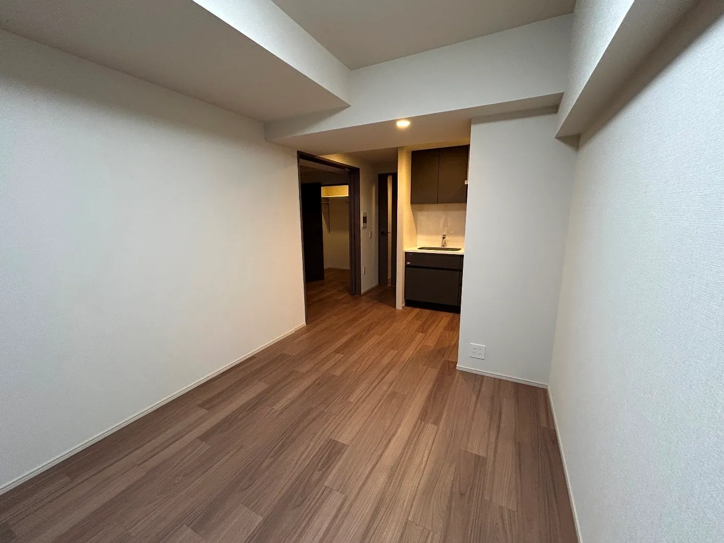 Prime Nexus Omorikita - Interior - ["Flooring", "Floor", "Wood flooring"]