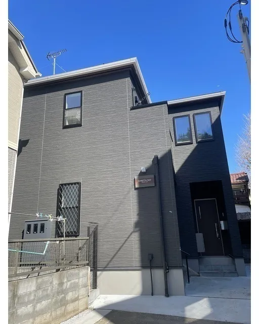 Casetta Sud - Exterior - ["Wall", "Door", "Composite material"]