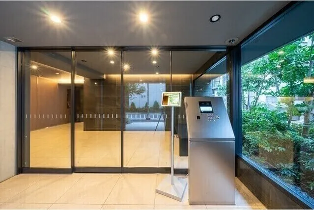 Bows Flats Shinagawa Oimachi - Exterior - ["Glass", "Home Door", "Daylighting"]