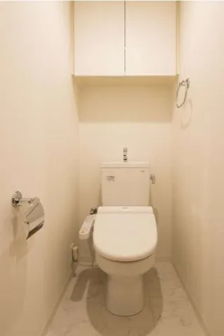 Proud Flat Sangenjaya II - Interior - ["Toilet seat", "Toilet", "Bathroom"]