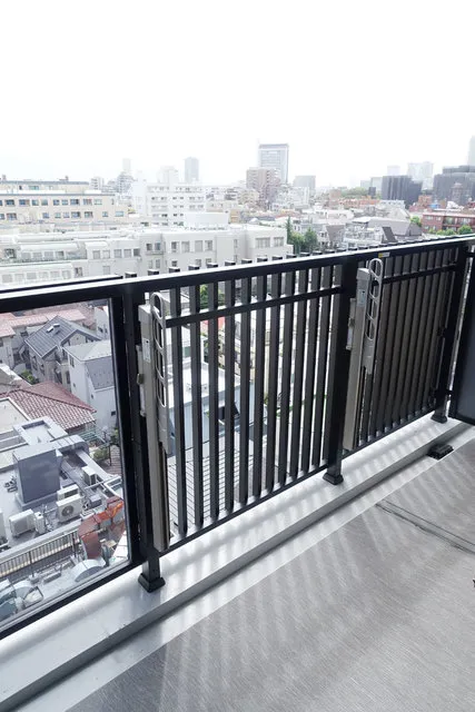 Park Axis Minami Aoyama 7 Chome - Interior - ["Handrail", "Balcony", "Iron"]