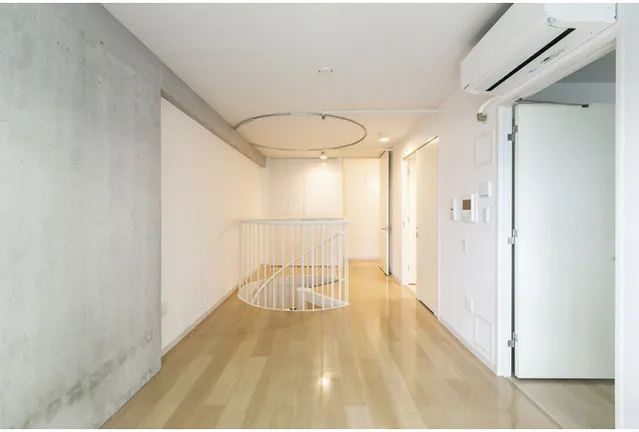 Shinonome Canal Court CODAN Building No.11 - Interior - ["White", "Property", "Floor"]