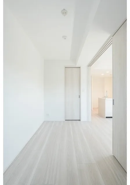 Comforia Liv Nagafukucho - Interior - ["Flooring", "Floor", "Wood flooring"]