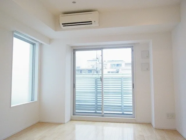 Residence Shirokane Colore - Interior - ["Property", "Window", "Building"]