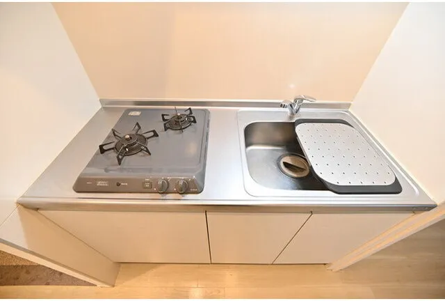 Plage Waseda - Interior - ["Kitchen Sink", "Kitchen", "Major appliance"]