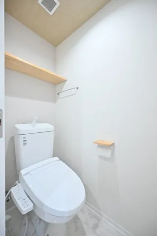 Grand Maison Meguro - Interior - ["Flooring", "Plumbing fixture", "Floor"]