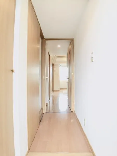 Rix α - Interior - ["Flooring", "Wall", "Floor"]