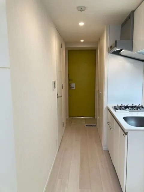 Shiba West - Interior - ["Property", "Sink", "Building"]