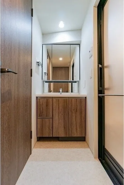 LaSante Bunkyo Sendagi - Interior - ["Cabinetry", "Fixture", "Wood"]