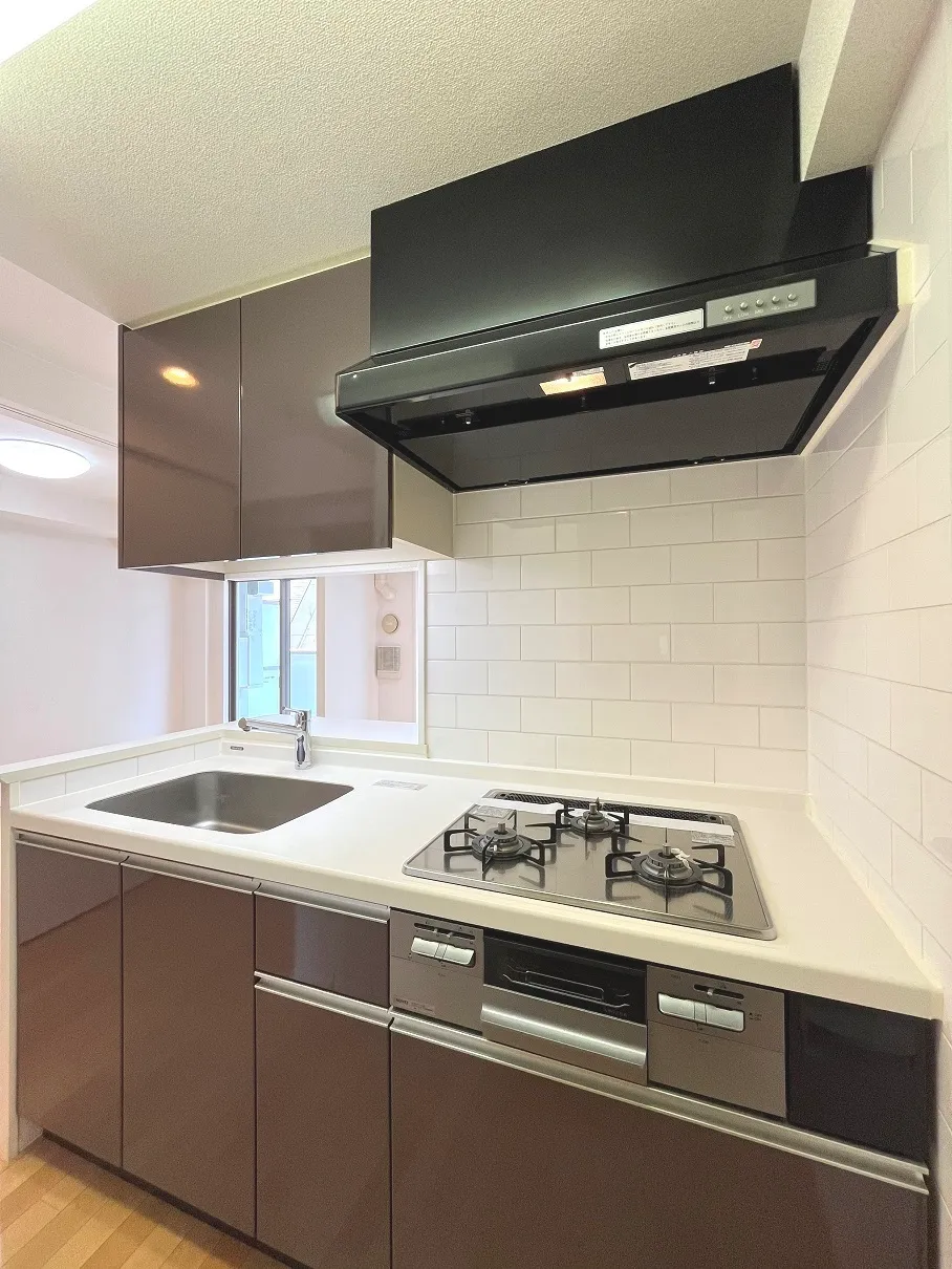 Esty Maison Kinshicho II - Interior - ["Kitchen", "Major appliance", "Kitchen Appliance"]