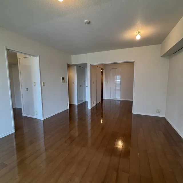 Park Axis Toyosu - Interior - ["Floor", "Flooring", "Wood flooring"]