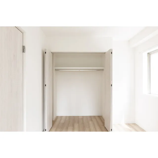 Blance SHIBAURA - Interior - ["Building", "Window", "Fixture"]