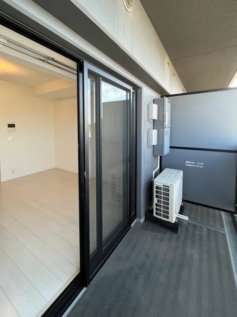 Park Axis Akatsuka - Interior - ["Floor", "Flooring", "Ceiling"]