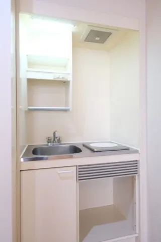 Bell Park City Nishi-Shinjuku - Interior - ["Plumbing fixture", "Interior design", "Sink"]