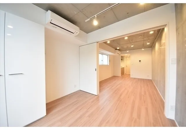 Grand Paseo Yoyogi Uehara II - Interior - ["Flooring", "Floor", "Ceiling"]