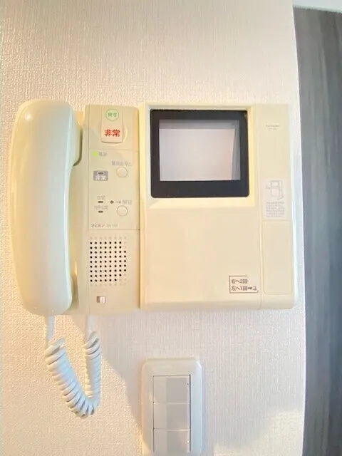 Cozy Court Nakameguro - Interior - ["Corded phone", "Gadget", "Telephone"]