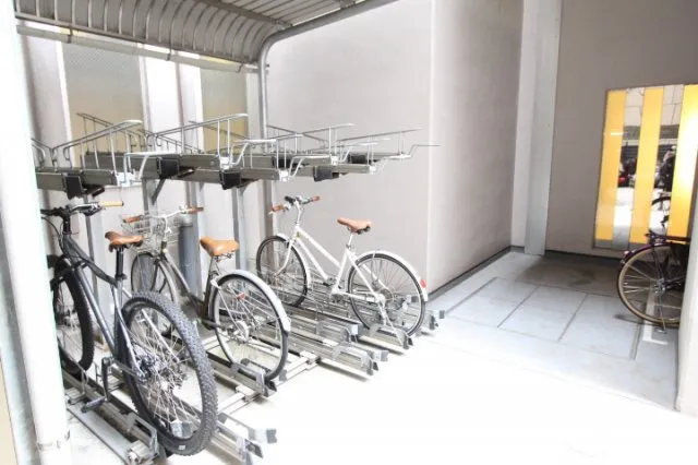 Prime Urban Ikebukuro - Other - ["Bicycle", "Bicycle frame", "Bicycle wheel"]