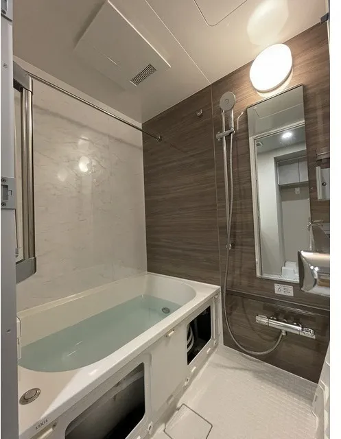 Baus Flats Kuramae - Interior - ["Plumbing fixture", "Flooring", "Interior design"]