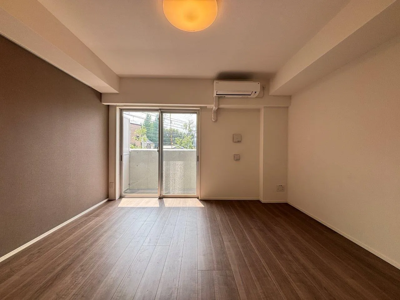 Lefon Livent Suginami Eifuku - Interior - ["Flooring", "Floor", "Wood flooring"]