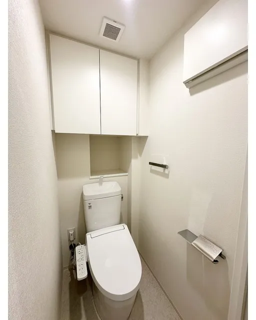 Asyl Court Nerima Nakamurabashi - Interior - ["Toilet seat", "Plumbing fixture", "Flooring"]