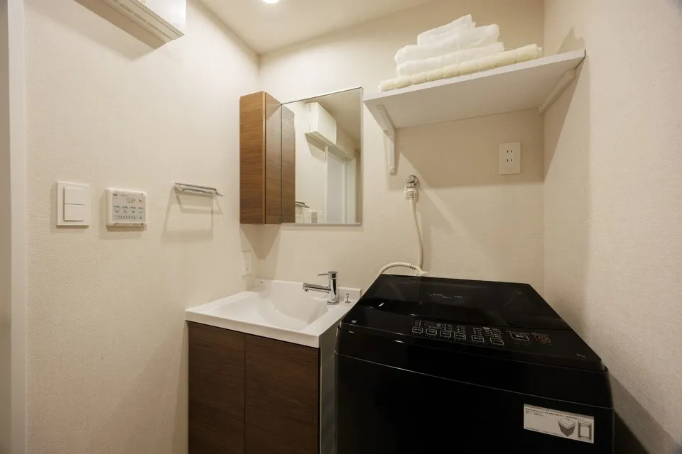 Hmlet Kitashinjuku - Interior - ["Flooring", "Floor", "Interior design"]