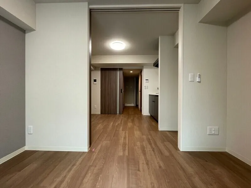 LUMIEC un Toyocho - Interior - ["Flooring", "Floor", "Wood flooring"]