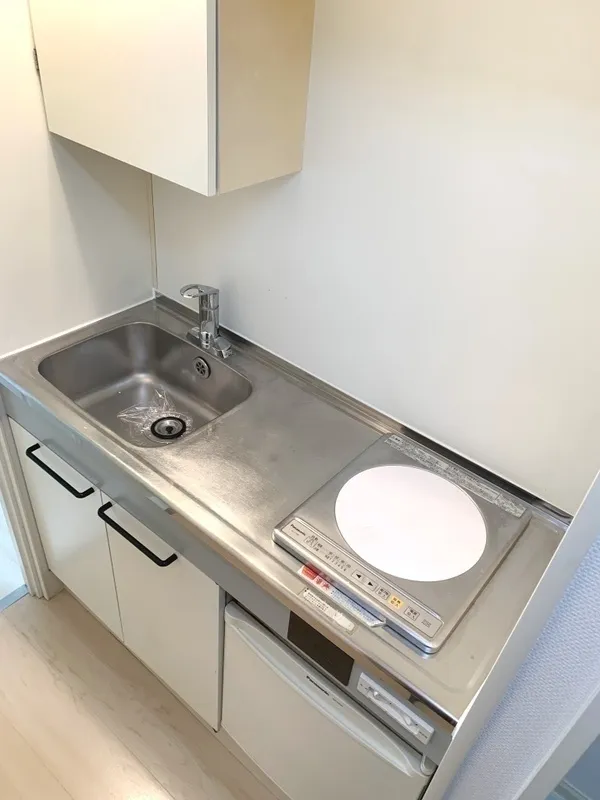 Harmony Kamikitazawa - Interior - ["Grey", "Silver", "Plumbing fixture"]